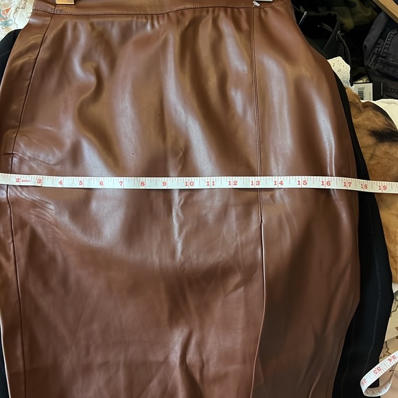 NWOT  JASON WU BROWN FAUX LEATHER SKIRT SZ XS - Picture 12 of 13